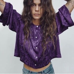 NWT Zara Satin Jacquard Purple Button Down Crop  Blouse - size XS